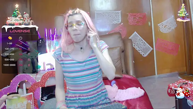 Skinygirl online show from 02-05-25, 03:02