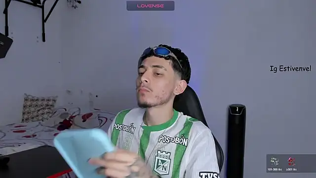 steve latin online show from 10-27-25, 02:54