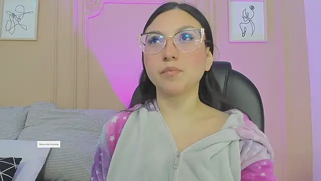 lucy neil online show from 04-09-26, 02:33