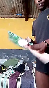 LULE37587001 online show from 03-12-26, 06:52