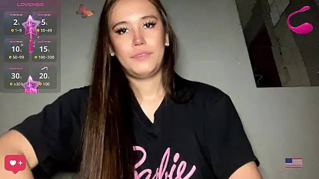 Snapshot of MeganTheRarest chatting on 06-23-26, 04:54 MeganTheRarest online show from 06-23-26, 04:54