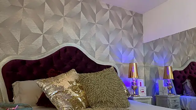 Snapshot of AmaranthaLovers_ chatting on 02-28-26, 01:56 AmaranthaLovers online show from 02-28-26, 01:56