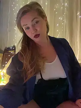 Snapshot of Lady__Maria chatting on 12-20-24, 07:39 Lady Maria online show from 12-20-24, 07:39