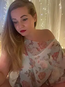 Snapshot of Lady__Maria chatting on 12-22-24, 10:36 Lady Maria online show from 12-22-24, 10:36