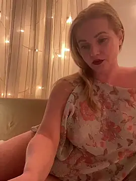 Snapshot of Lady__Maria chatting on 01-10-25, 05:02 Lady Maria online show from 01-10-25, 05:02