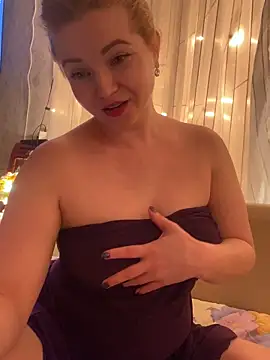 Snapshot of Lady__Maria chatting on 01-21-25, 07:17 Lady Maria online show from 01-21-25, 07:17