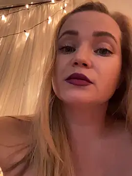 Snapshot of Lady__Maria chatting on 03-05-25, 04:57 Lady Maria online show from 03-05-25, 04:57