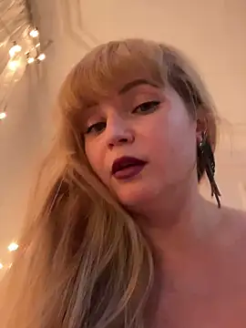 Snapshot of Lady__Maria chatting on 03-12-25, 04:46 Lady Maria online show from 03-12-25, 04:46