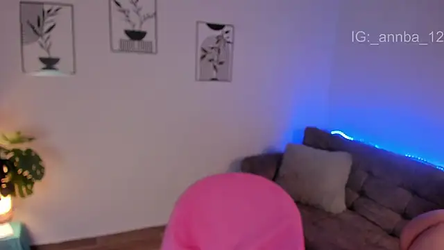 annie barozzi online show from 03-25-26, 12:55