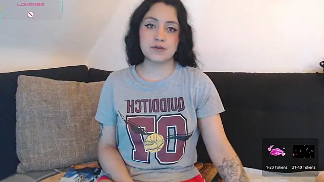 Snapshot of AbsentaVert chatting on 10-18-25, 01:01 AbsentaVert online show from 10-18-25, 01:01