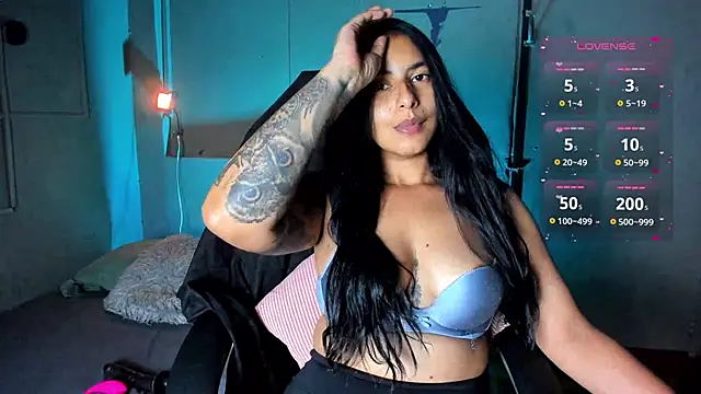 Snapshot of Desipleasure chatting on 10-04-25, 08:18 Desipleasure online show from 10-04-25, 08:18