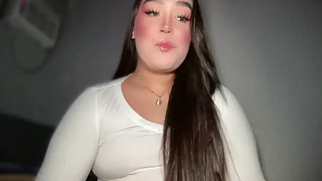 Snapshot of MissCataleyaxxx chatting on 02-11-26, 01:27 MissCataleyaxxx online show from 02-11-26, 01:27