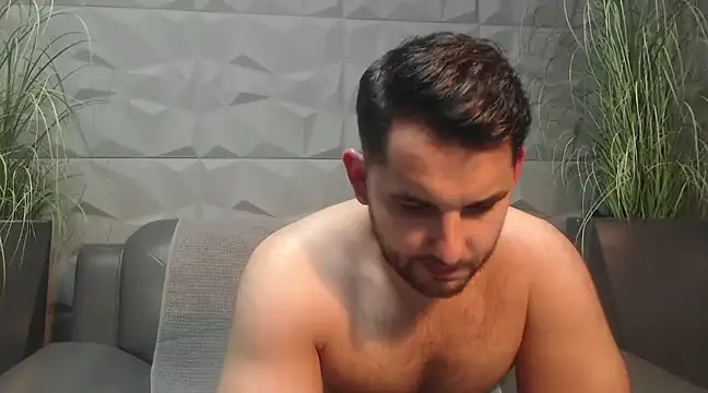 Antoniodiamond online show from 02-08-25, 08:10