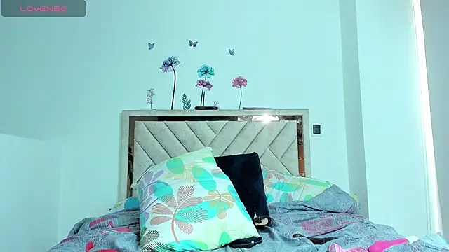 Bessie32 online show from 02-07-25, 08:53