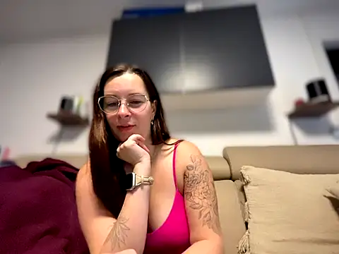 Snapshot of Amai_Live chatting on 11-14-25, 08:24 Amai Live online show from 11-14-25, 08:24