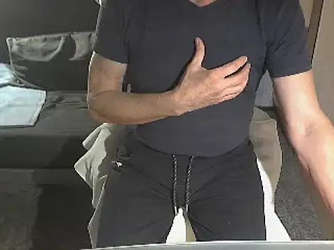 kiam471 online show from 01-04-25, 07:44