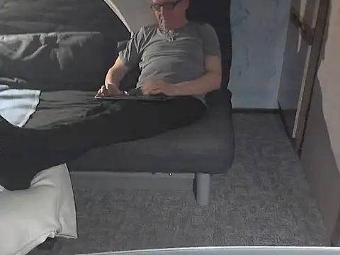 kiam471 online show from 03-05-25, 10:32