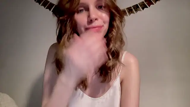 Snapshot of Nikki_Mimimi chatting on 02-01-25, 01:20 Nikki Mimimi online show from 02-01-25, 01:20