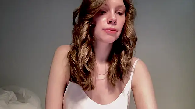 Snapshot of Nikki_Mimimi chatting on 03-04-25, 10:13 Nikki Mimimi online show from 03-04-25, 10:13