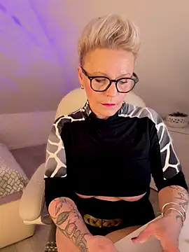 German Milf online show from 02-12-26, 01:50