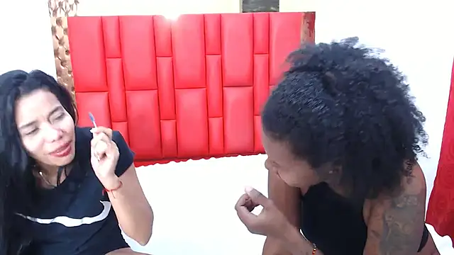 lizeth keilyn online show from 11-12-25, 02:39