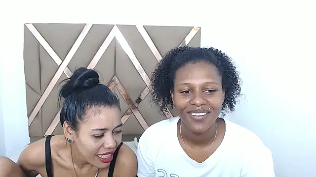 lizeth keilyn online show from 04-12-26, 04:12