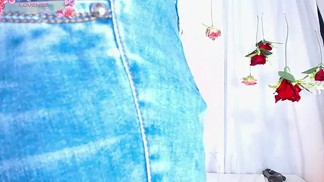 Snapshot of BLACK_ROSSE_1 chatting on 02-26-25, 06:43 BLACK ROSSE 1 online show from 02-26-25, 06:43