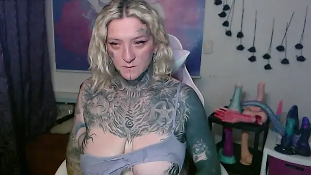 SLOPPYTITSS online show from 02-12-26, 01:00