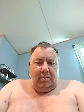 lawndad79 online show from 09-14-25, 04:17