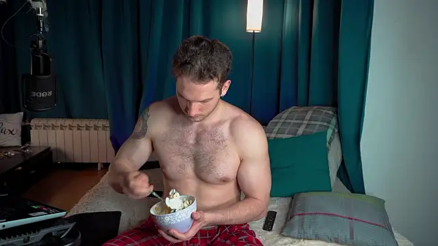 Snapshot of VIktorSecret chatting on 03-16-26, 07:12 VIktorSecret online show from 03-16-26, 07:12