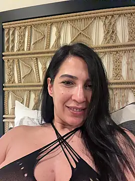 Snapshot of Cataleya80 chatting on 03-03-26, 11:32 Cataleya80 online show from 03-03-26, 11:32