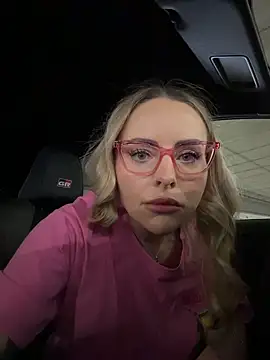 EmaSalis online show from 02-18-26, 10:00