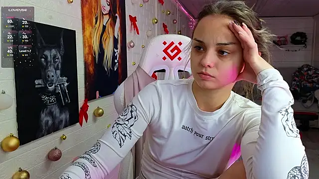 Snapshot of Misss_Vikk chatting on 02-01-26, 08:35 Misss Vikk online show from 02-01-26, 08:35