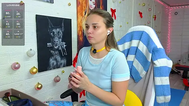 Snapshot of Misss_Vikk chatting on 02-06-26, 01:25 Misss Vikk online show from 02-06-26, 01:25