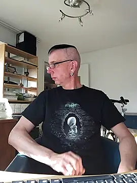 seelengleich online show from 10-21-25, 01:34