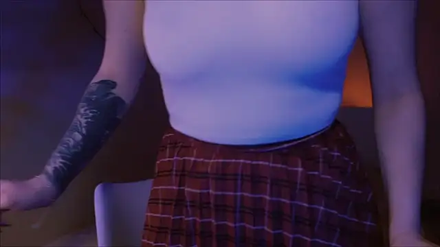 Snapshot of LilyFarey chatting on 02-27-25, 07:58 LilyFarey online show from 02-27-25, 07:58