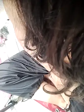 Snapshot of BigBustyRuhi chatting on 03-02-25, 11:07 BigBustyRuhi online show from 03-02-25, 11:07