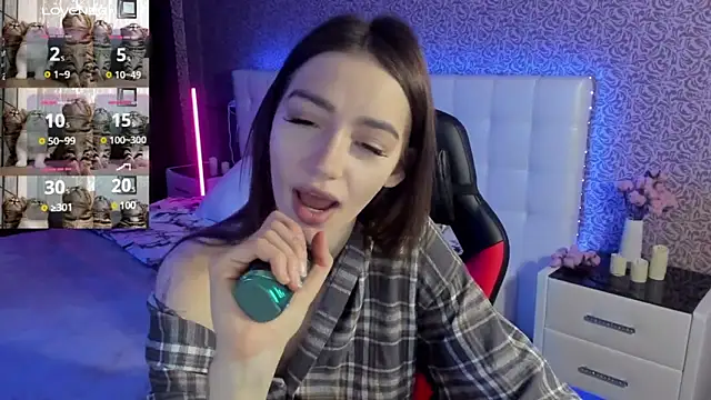 Snapshot of SophieCatty chatting on 02-21-25, 06:07 SophieCatty online show from 02-21-25, 06:07