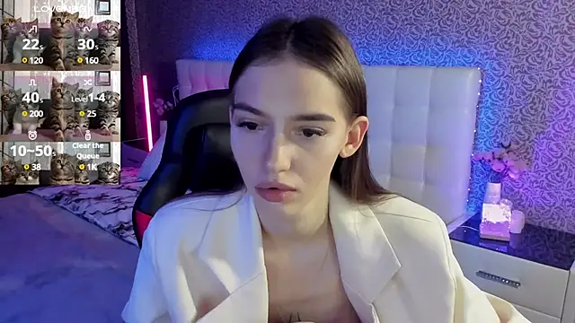 SophieCatty online show from 03-03-25, 10:49