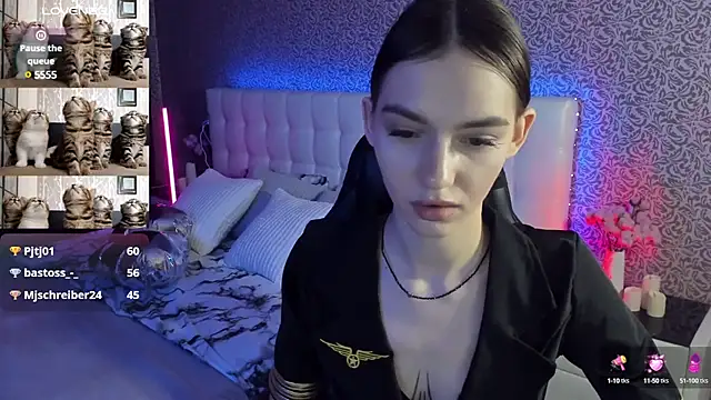 Snapshot of SophieCatty chatting on 03-10-25, 06:01 SophieCatty online show from 03-10-25, 06:01