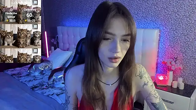 Snapshot of SophieCatty chatting on 03-11-25, 12:17 SophieCatty online show from 03-11-25, 12:17