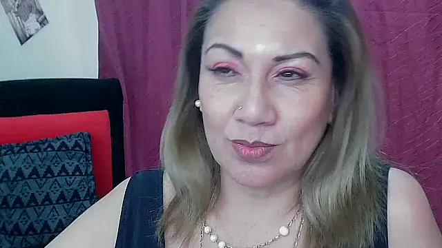 Snapshot of yayita_mature chatting on 01-23-25, 03:54 yayita mature online show from 01-23-25, 03:54