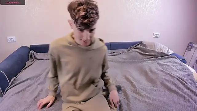 Snapshot of James_Mills chatting on 12-28-24, 08:04 James Mills online show from 12-28-24, 08:04