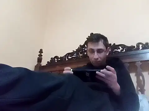 White rabbit  online show from 01-19-25, 10:06