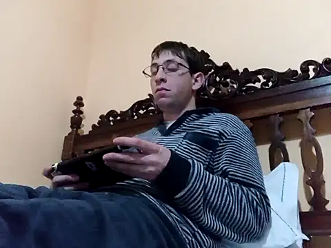 White rabbit  online show from 02-04-25, 09:31