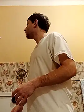 White rabbit  online show from 02-20-25, 08:47