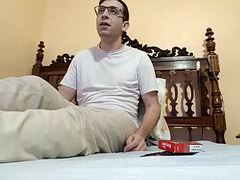 White rabbit  online show from 12-02-25, 10:27