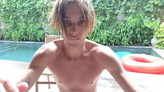 Snapshot of Cryptikov chatting on 02-28-25, 07:37 Cryptikov online show from 02-28-25, 07:37