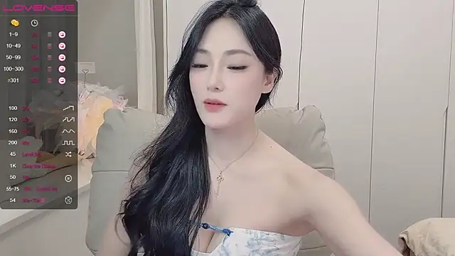 Snapshot of uuxiaocai chatting on 05-21-26, 12:45 uuxiaocai online show from 05-21-26, 12:45