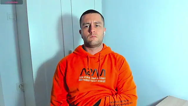 Snapshot of HonestAndrew chatting on 01-17-25, 02:50 HonestAndrew online show from 01-17-25, 02:50